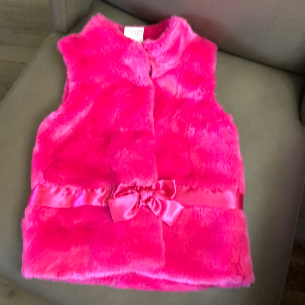 Fur Vest (faux) in PINK 💕